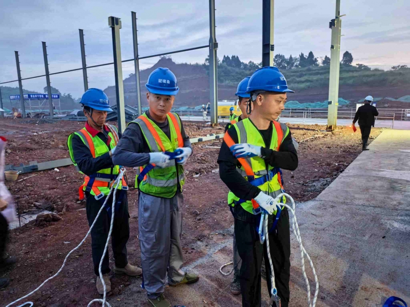 工廠食堂是工廠的一部分嗎？需要額外租賃嗎？